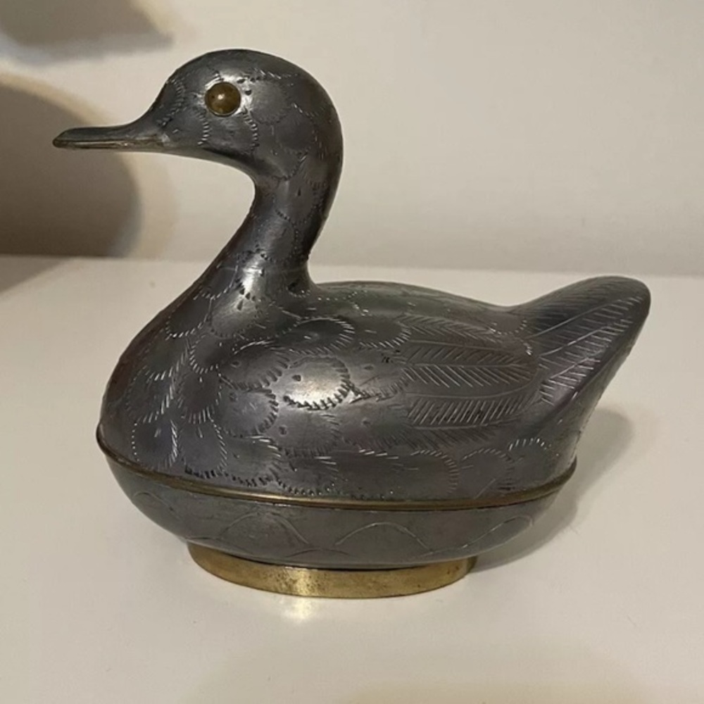 Vintage Pewter Duck Engraved Feathers Brass Trim Trinket Box